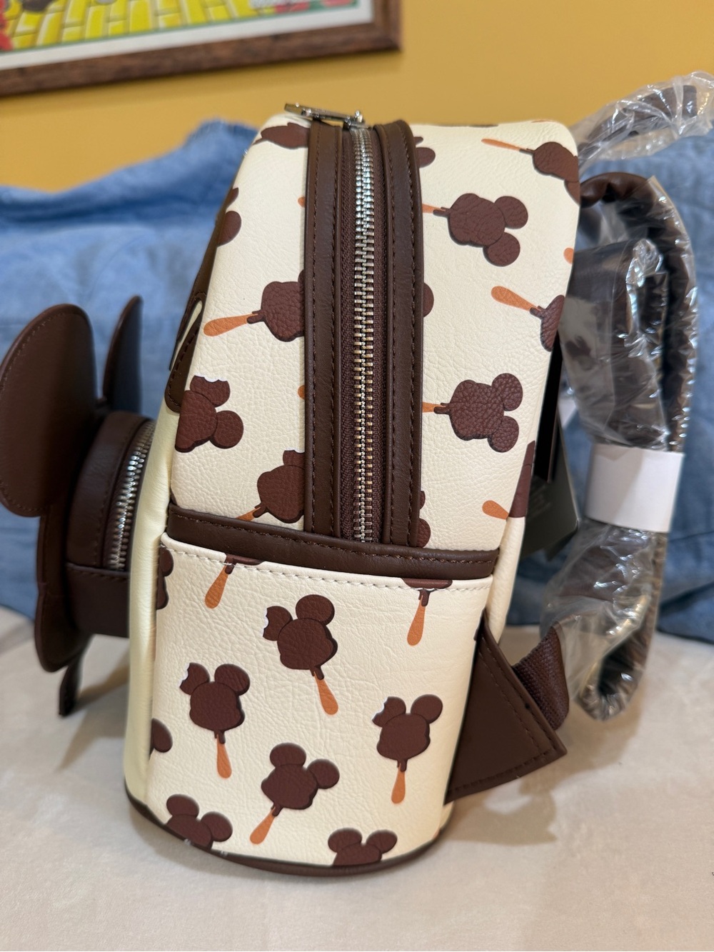 Loungefly Mickey Premium Bar Backpack & Ears - Picture 6 of 8